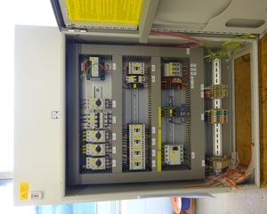 Control cabinet Manure Long. and Climb 3 Band